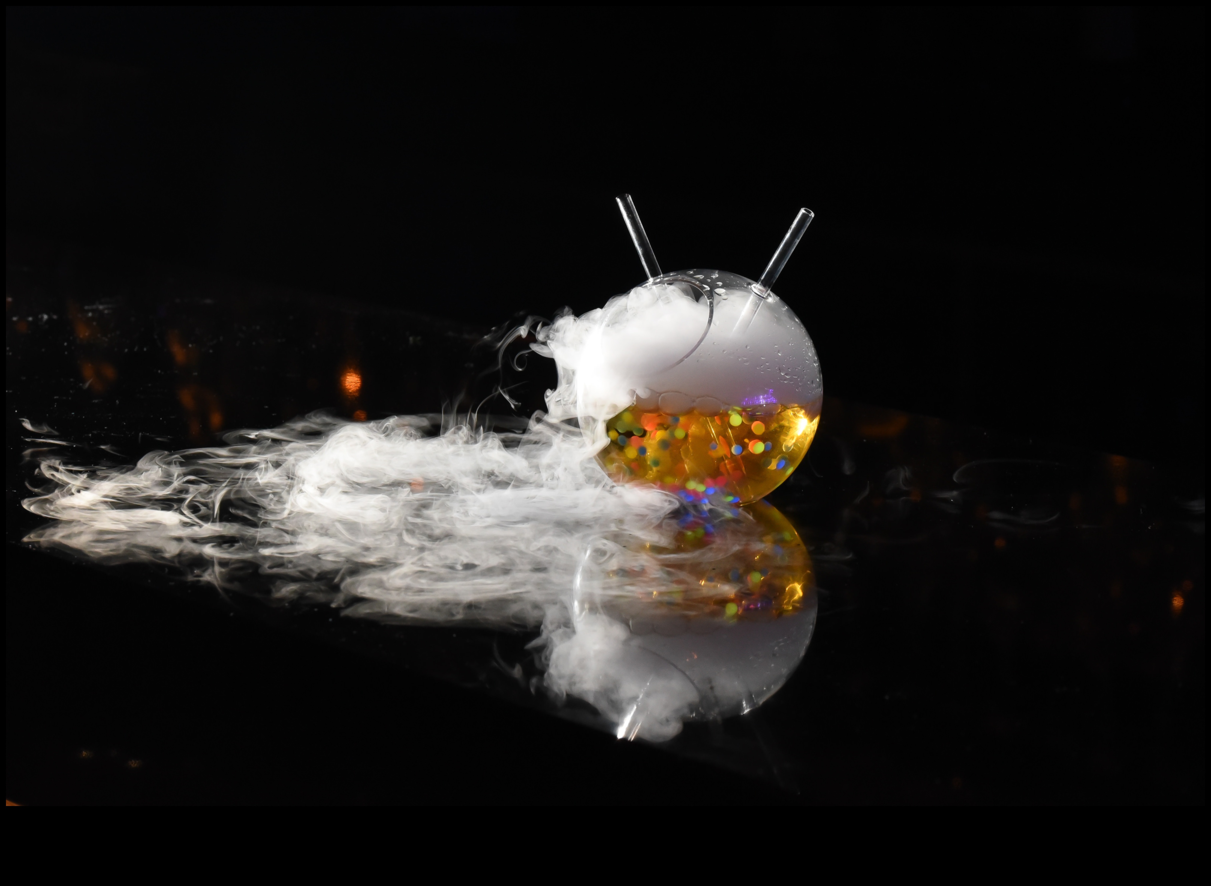 יצירתיות קולינרית עם מיקסולוגיה מולקולרית: יצירת קוקטיילים ייחודיים